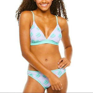 Junior’s Triangle Bikini